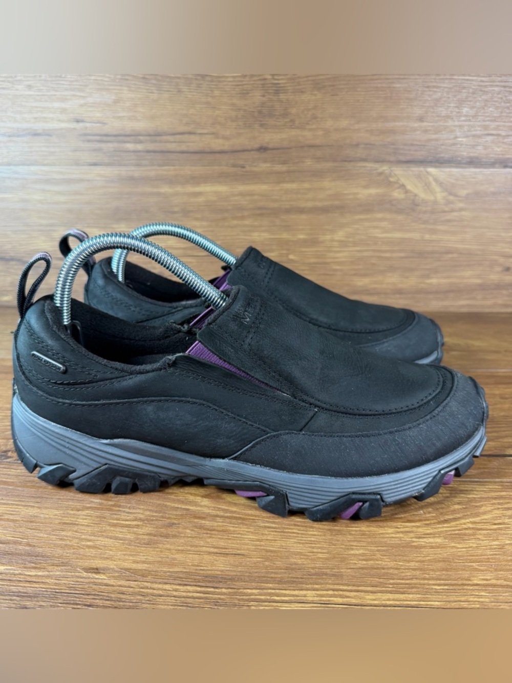 Merrell Womens Coldpack Ice+ Black Hiking Shoes Size 9.5 Slip-On Leather Shoes